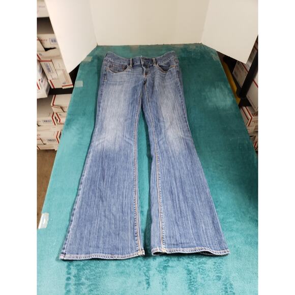 American Eagle Jeans Size 6 Womens Blue Stretch Mid Rise Boho Artist Flared - Picture 1 of 13